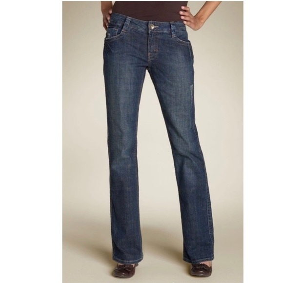 [Calvin Klein] Classic Lean Bootcut Stretch Jeans - Picture 5 of 7